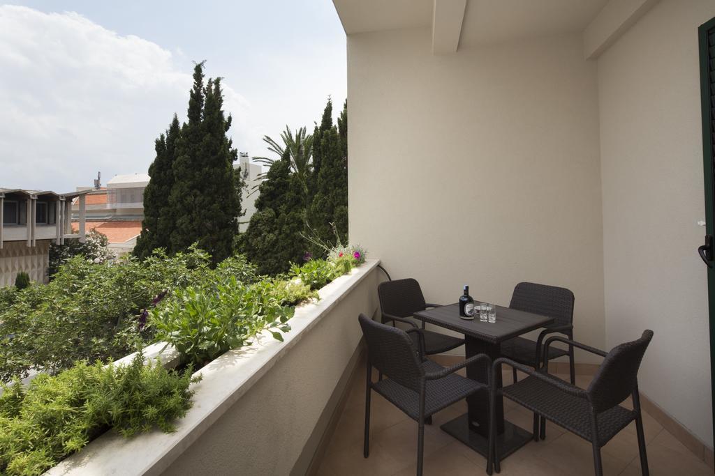 Apartments Smokva Makarska Room photo