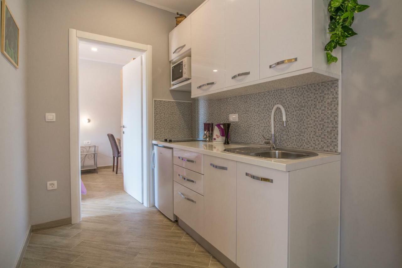 Apartments Smokva Makarska Exterior photo